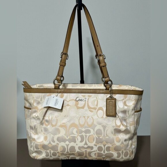 NEW COACH Gallery Optic Signature Shoulder Handbag Tote Bag - Picture 1 of 10